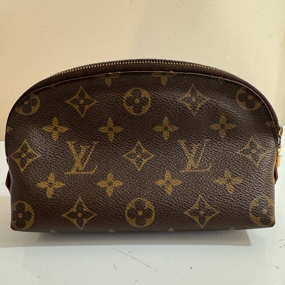 LV Monogram - Louis Vuitton Cosmetic Pouch PM - Picture 3 of 16